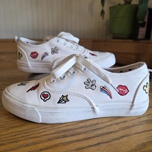 Primark Disney Mickey Mouse casual white tennis shoes embroidered patches US 6